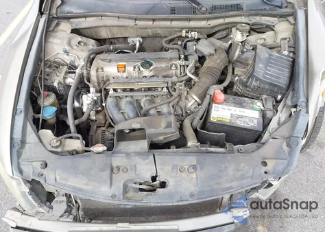 2010 Honda Accord 2.4 Lx z USA, uszkodzony, nr VIN 1HGCP2F35AA112800